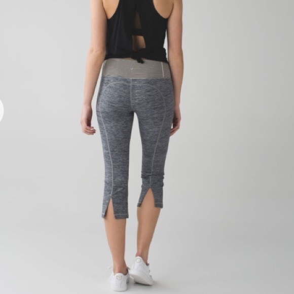 Lululemon Gather and Crow II crop - Picture 1 of 6
